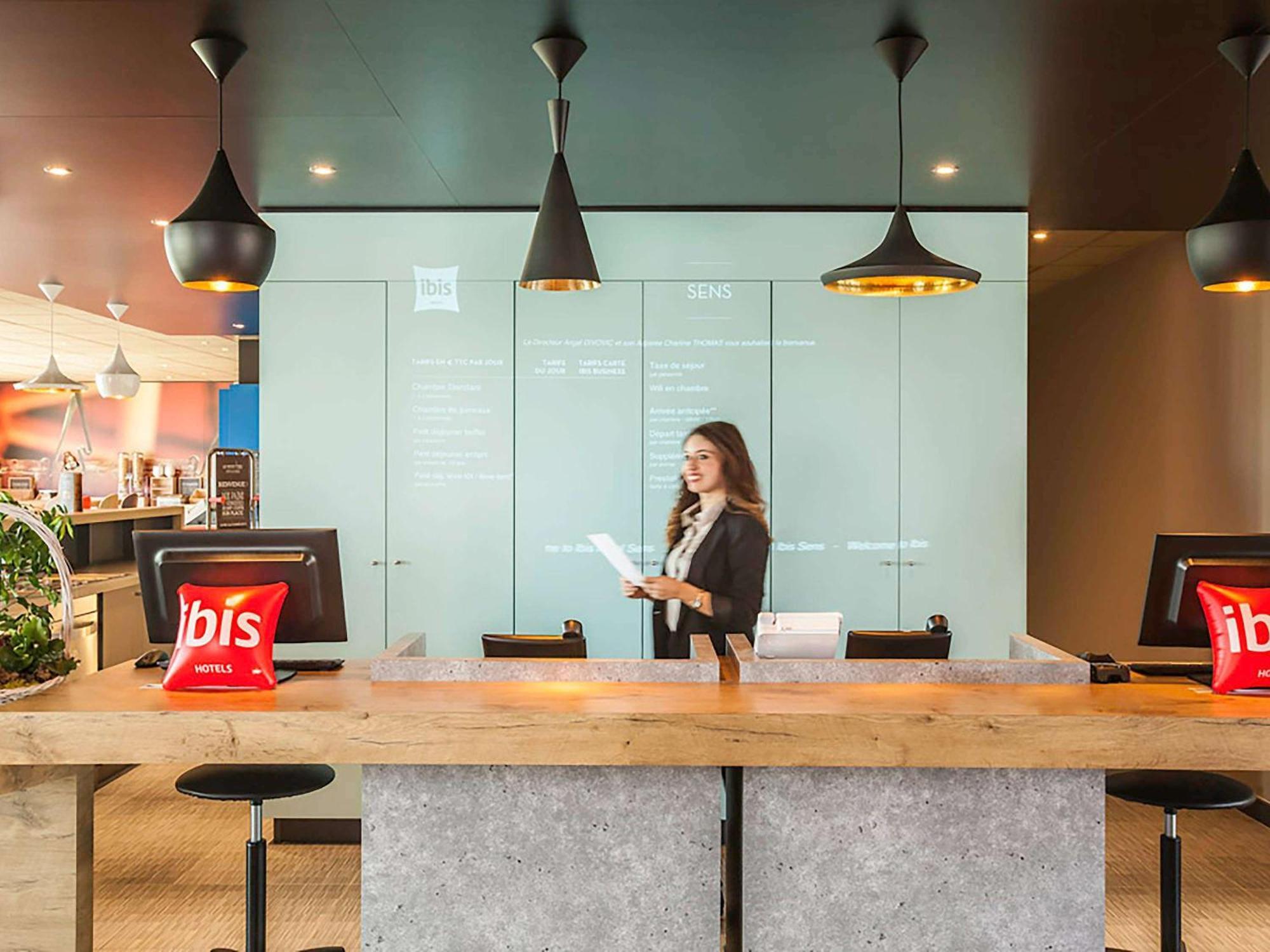 Ibis Sens Hotel Exterior photo