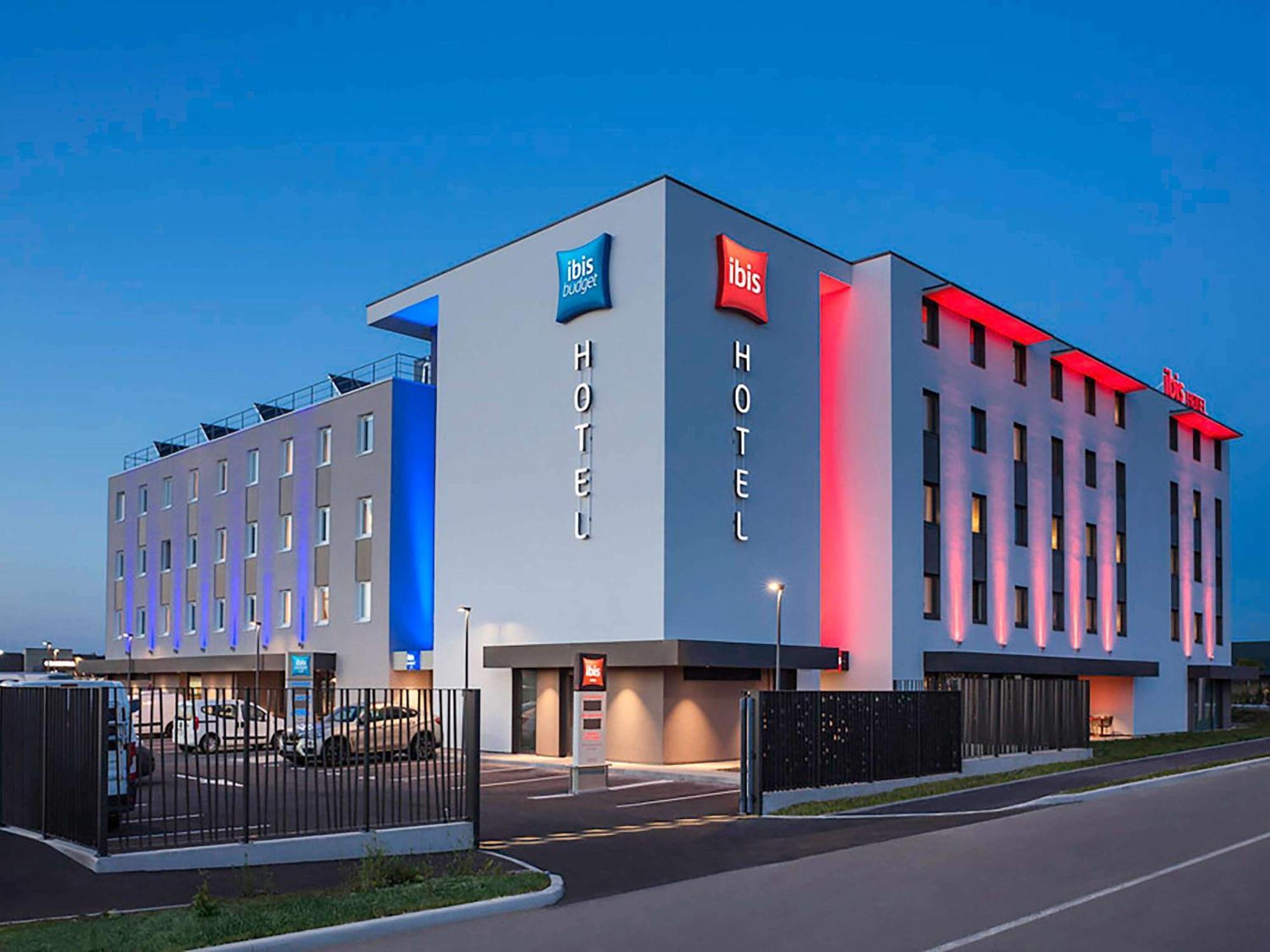 Ibis Sens Hotel Exterior photo